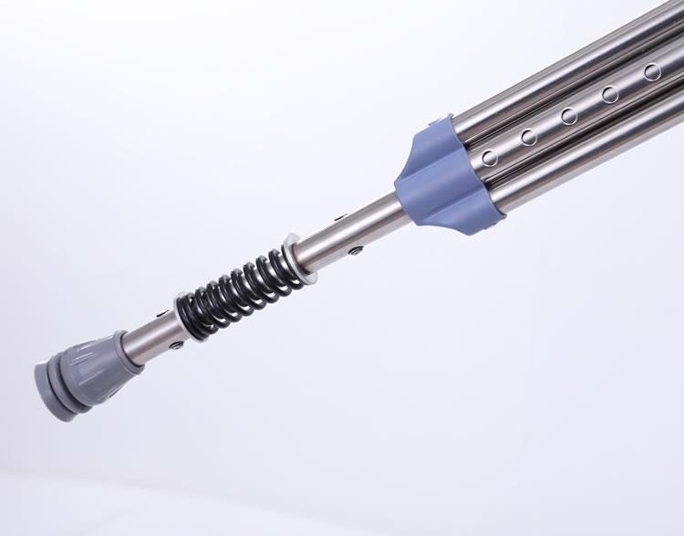 Leading design crutch with decompression spring
