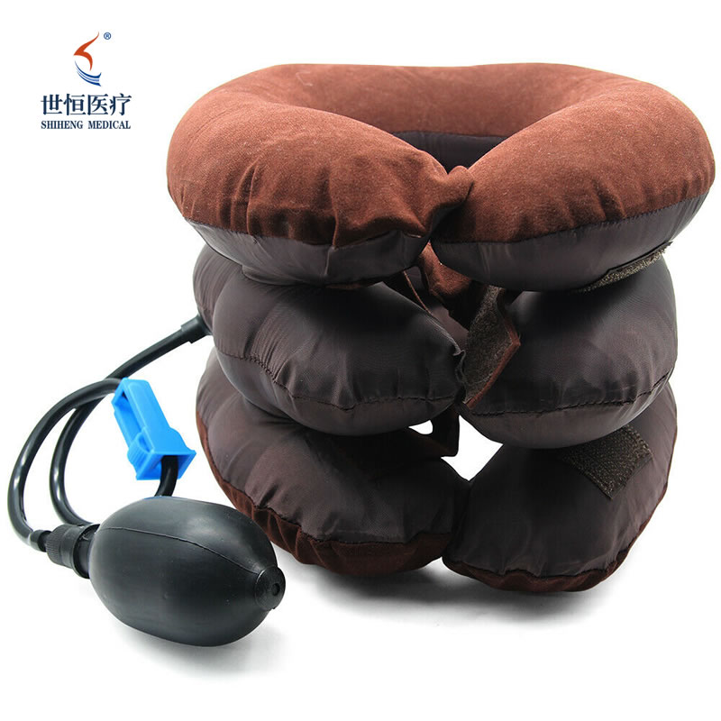 Air inflatable neck traction brace
